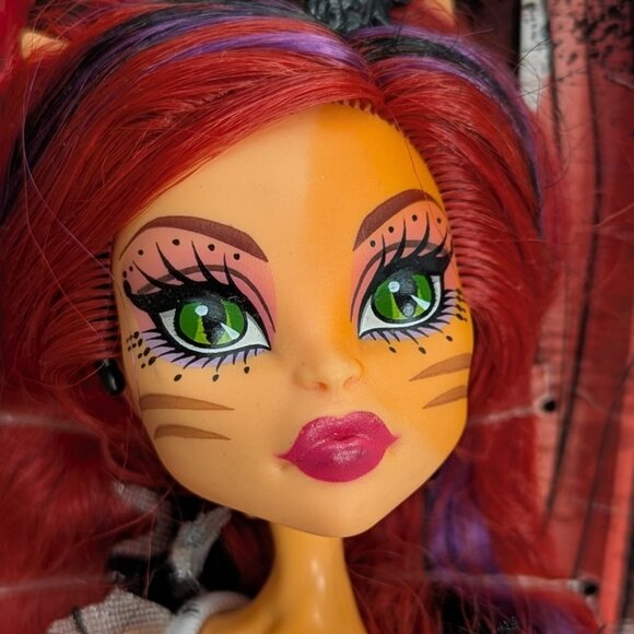 Monster High Freak Du Chic Toralei Stripe Wear Cat Doll Mattel NEW Box Seriously - Picture 4 of 10